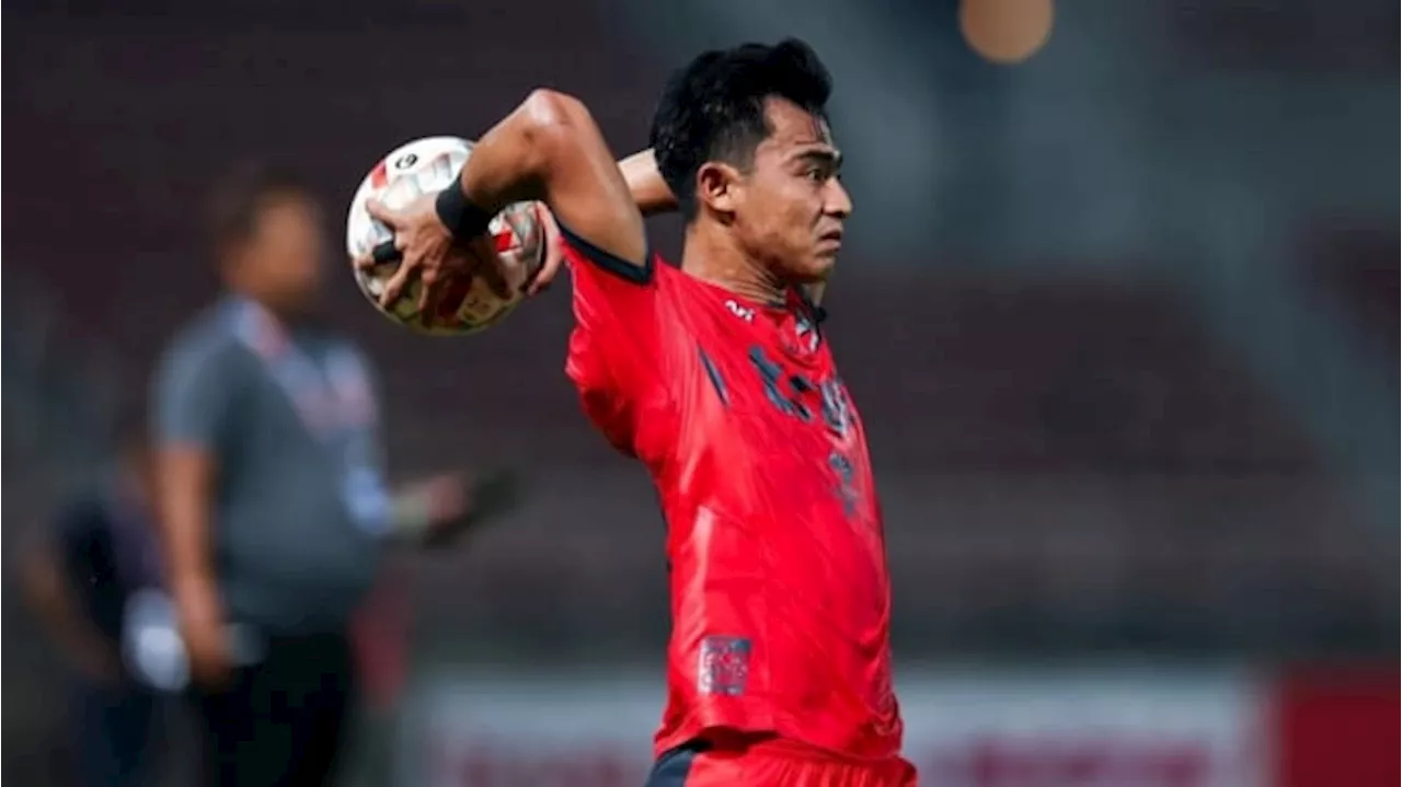 Pratama Arhan dengan Lemparan Jarak Jauhnya Makan Korban Pertama di Liga Thailand