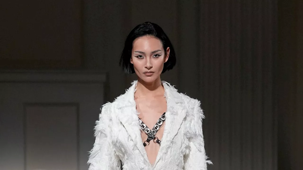 Kim Shui Takes Her Show to the Upper East Side for Fall 2025