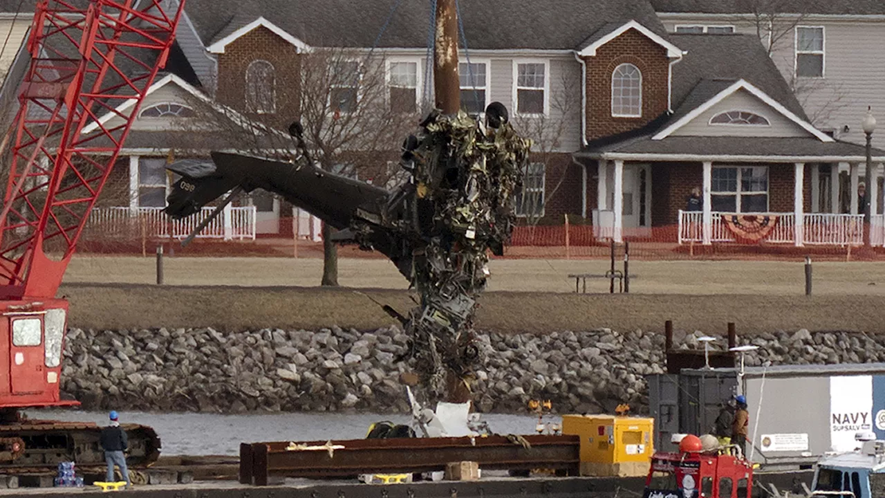 All Debris Recovered From American Airlines Plane and Black Hawk Helicopter That Collapsed in Washington