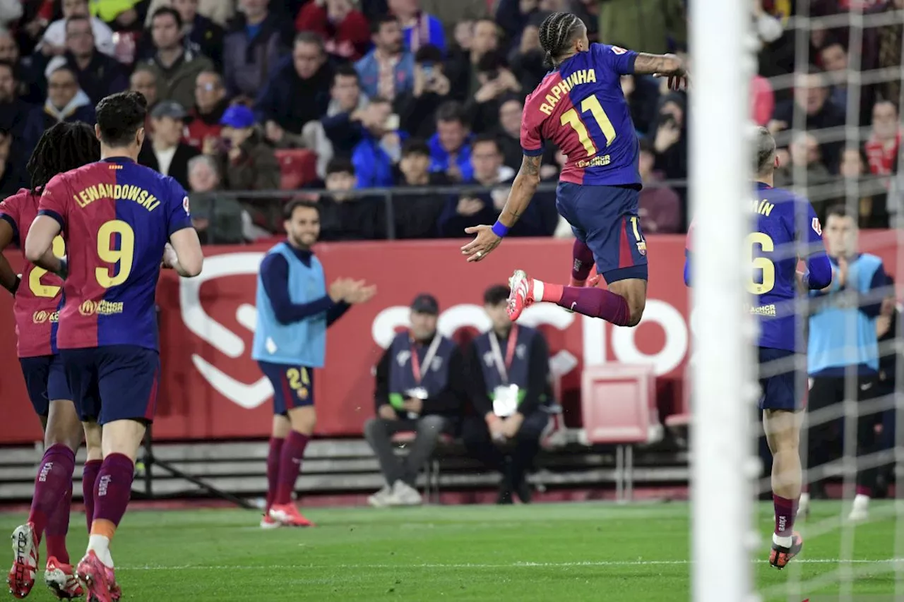 Barcelona pangkas jarak dengan duo Madrid usai kalahkan Sevilla 4-1