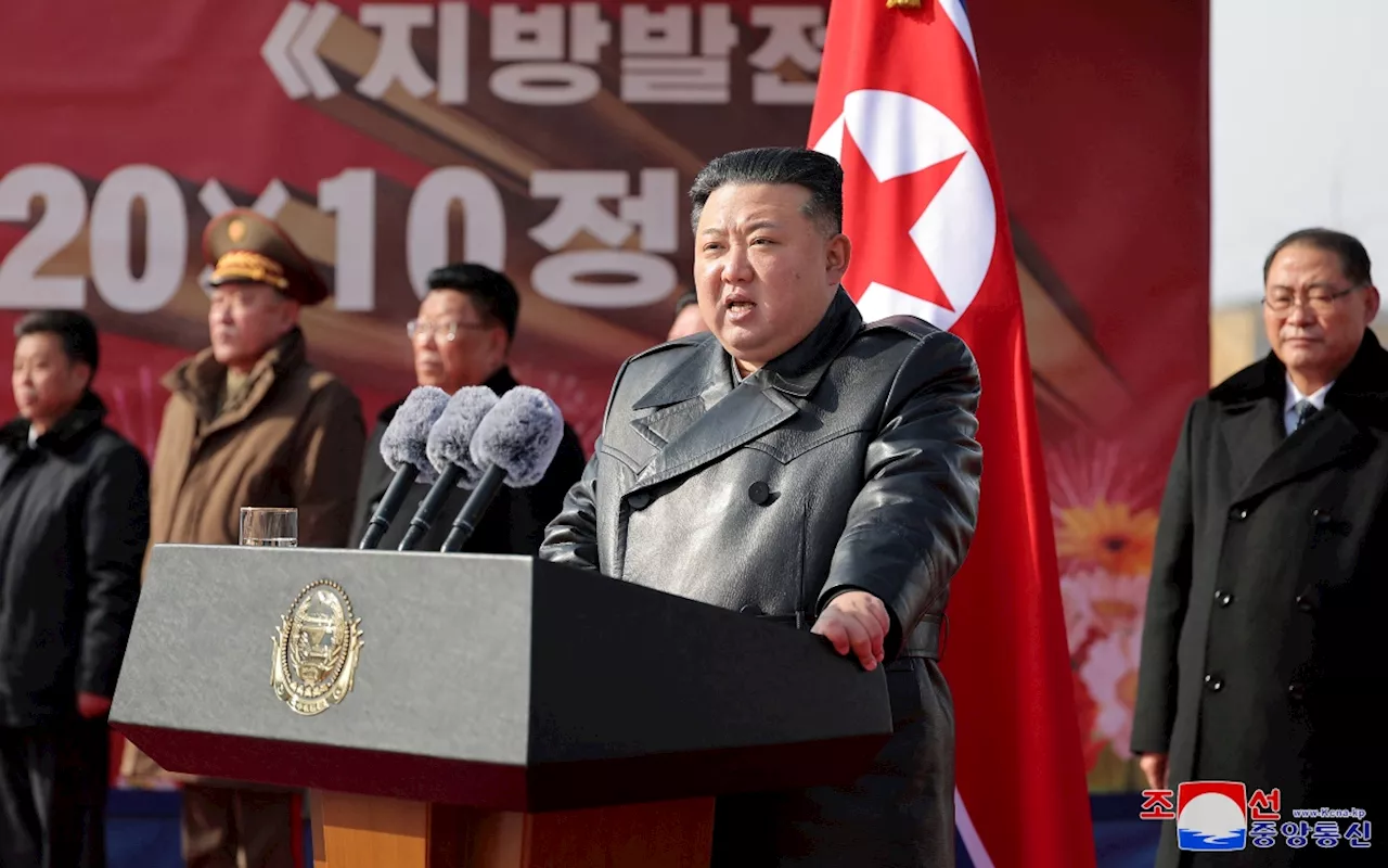 Kim Jong-un advierte sobre 'tensiones innecesarias' y llama a fortalecer las fuerzas nucleares de Corea del Norte