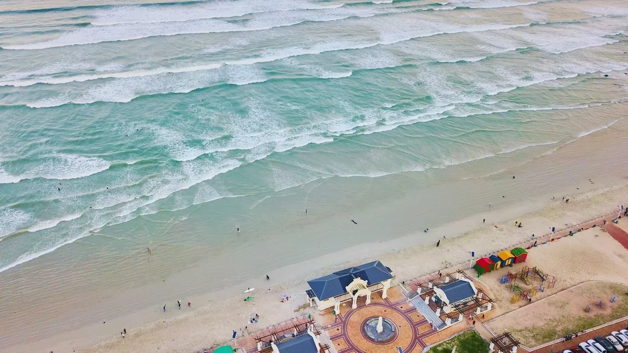 Muizenberg Beach: Cape Town's Surfing Paradise with a Splash of Colour