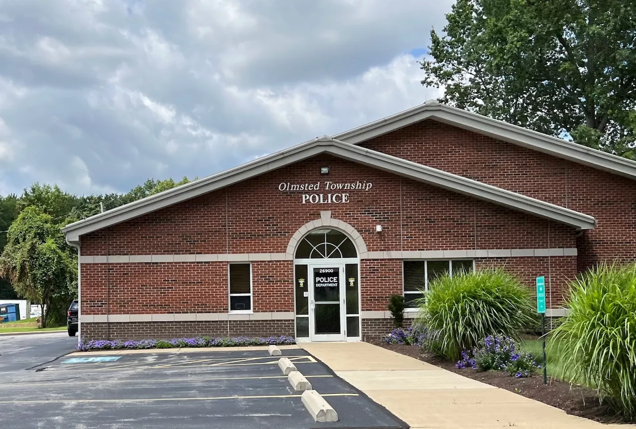 Smashed patron smashes plates at establishment: Olmsted Township police blotter