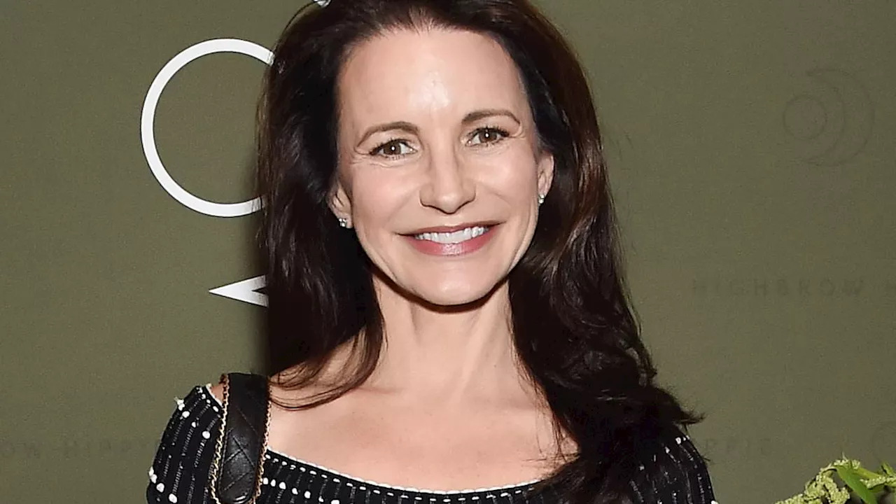 Kristin Davis Remembers Auditioning Against Hilary Swank for Melrose Place