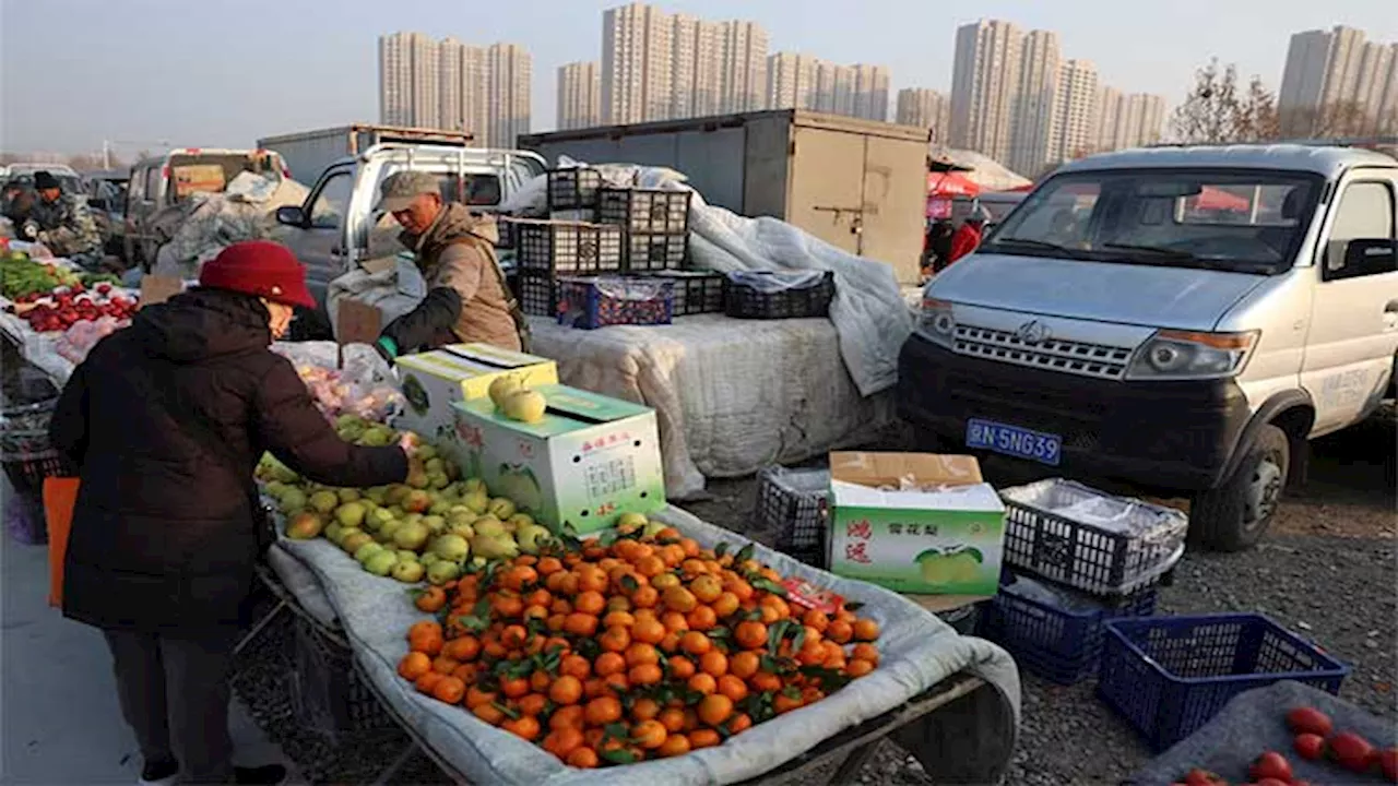 China's consumer inflation at 5-month high, producer deflation persists