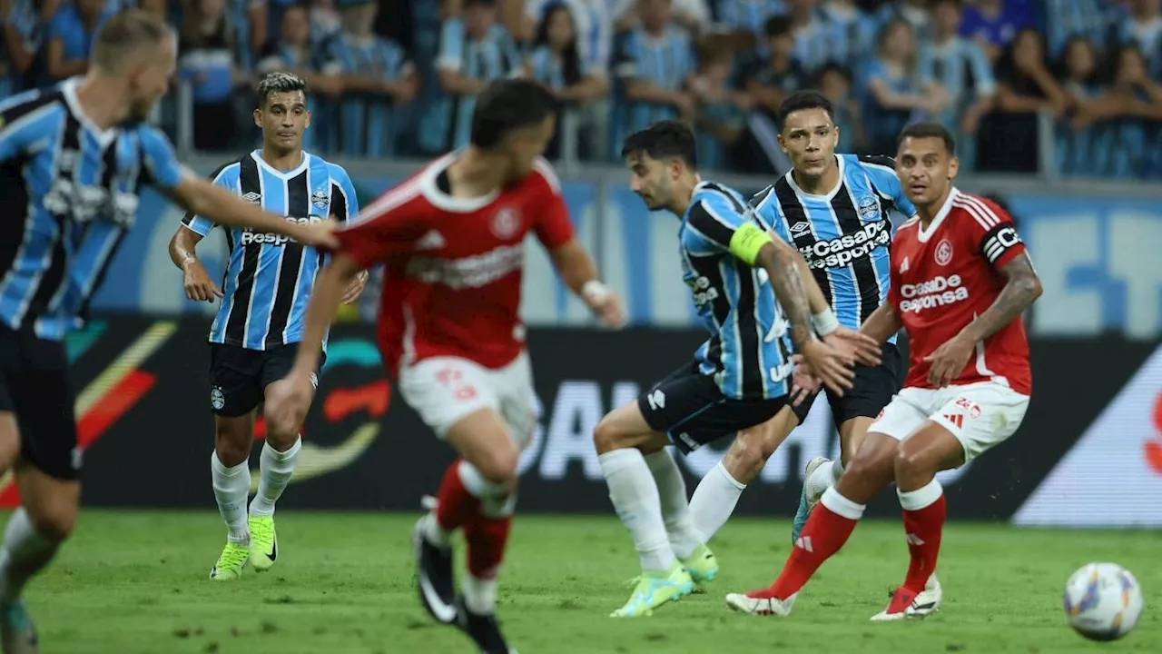 Grêmio vence Inter em partida truncada no Gre-Nal