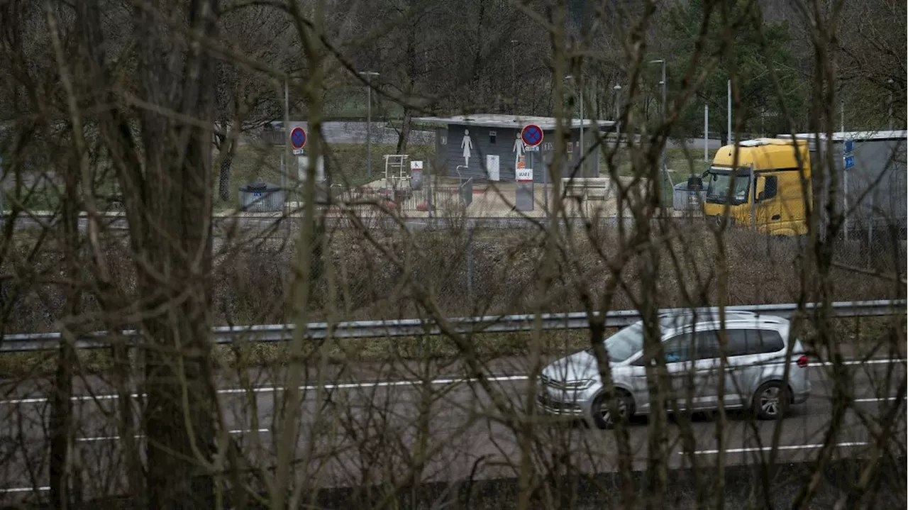 Un homme tué lors d'un échange de tirs avec la police sur une aire d'autoroute