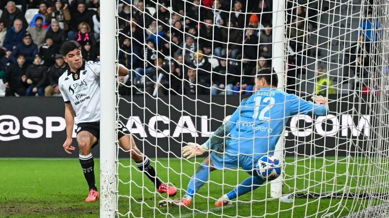 Palermo, beffa clamorosa! Da 2-0 a 2-2, e lo Spezia si salva al 95'. Esultano Cremonese e Cesena