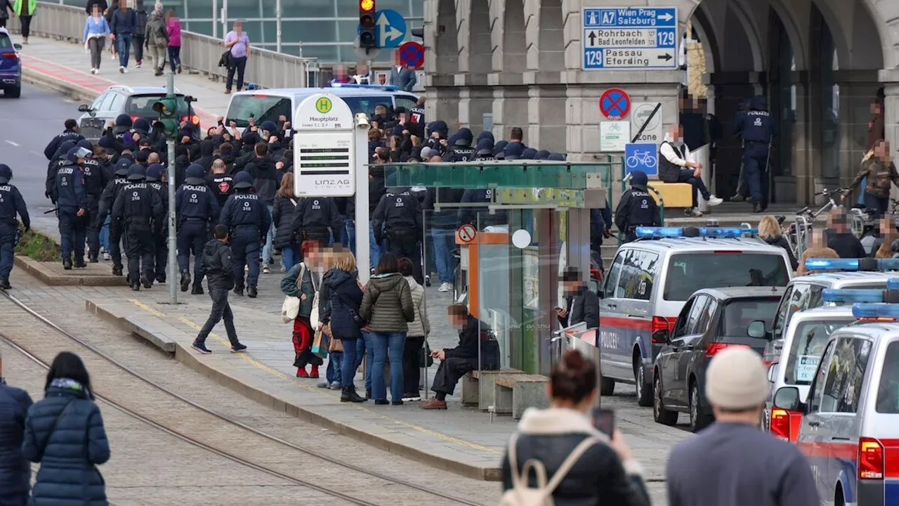 Polizei in Linz rüstet sich - Tausende bei Fan-Märschen – Hochspannung vor Derby