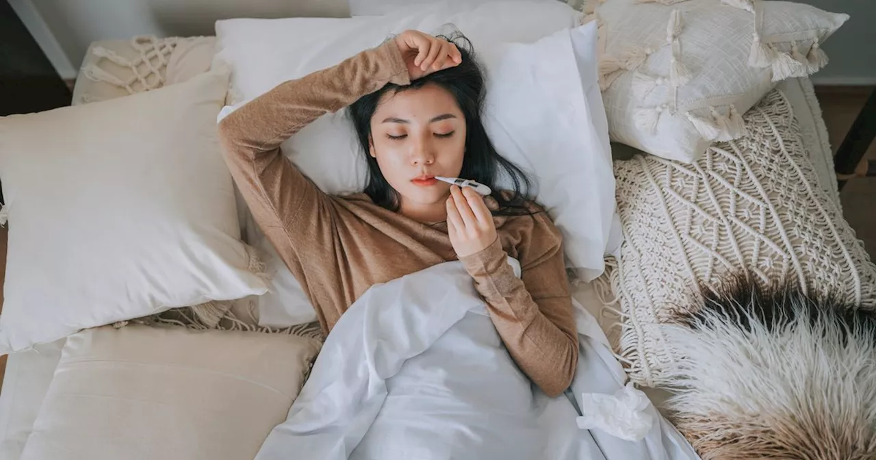 5 Things Doctors Never, Ever Do During Cold And Flu Season