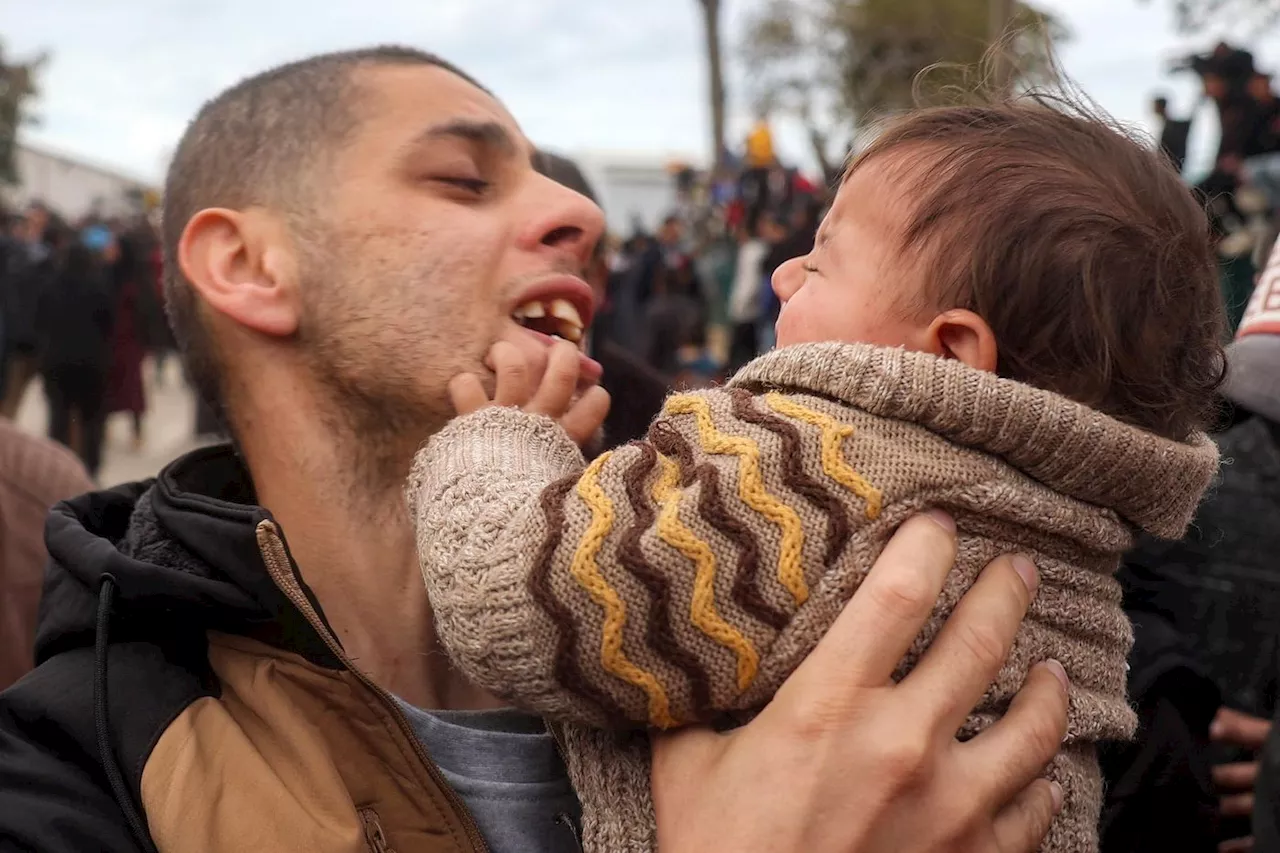 Des prisonniers tout juste libérés retrouvent Gaza détruite par la guerre