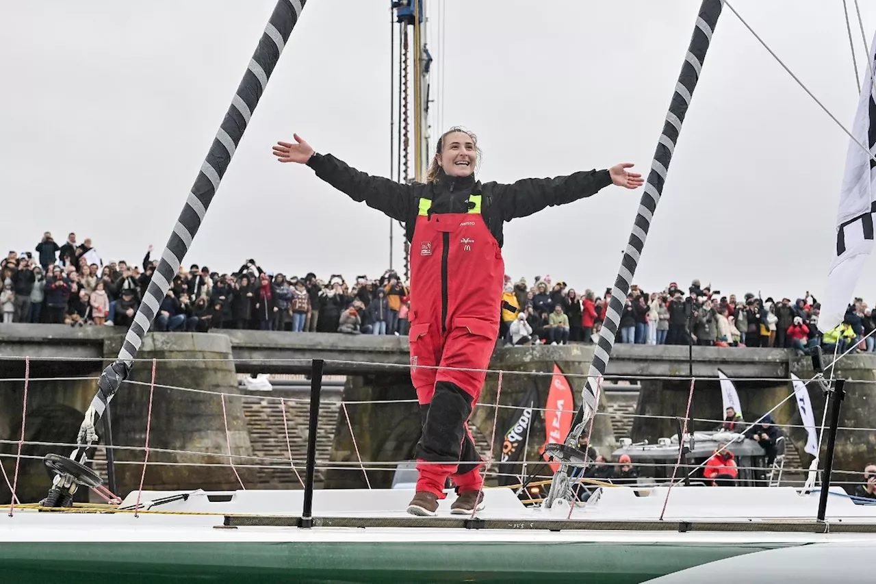 Vendée Globe: Violette Dorange, 25e sur l'eau, vedette de l'applaudimètre