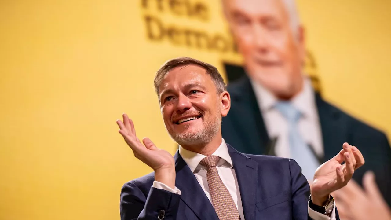 Lindner Warnt vor Schwarz-Grüner Koalition und Kritisiert Merz in FDP-Parteitag