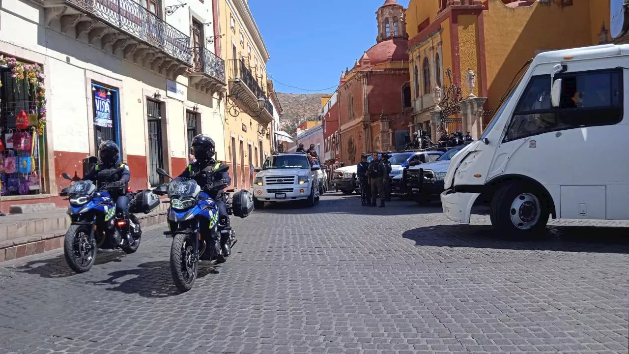 Despedida con honor al policía estatal fallecido en volcadura en Guanajuato