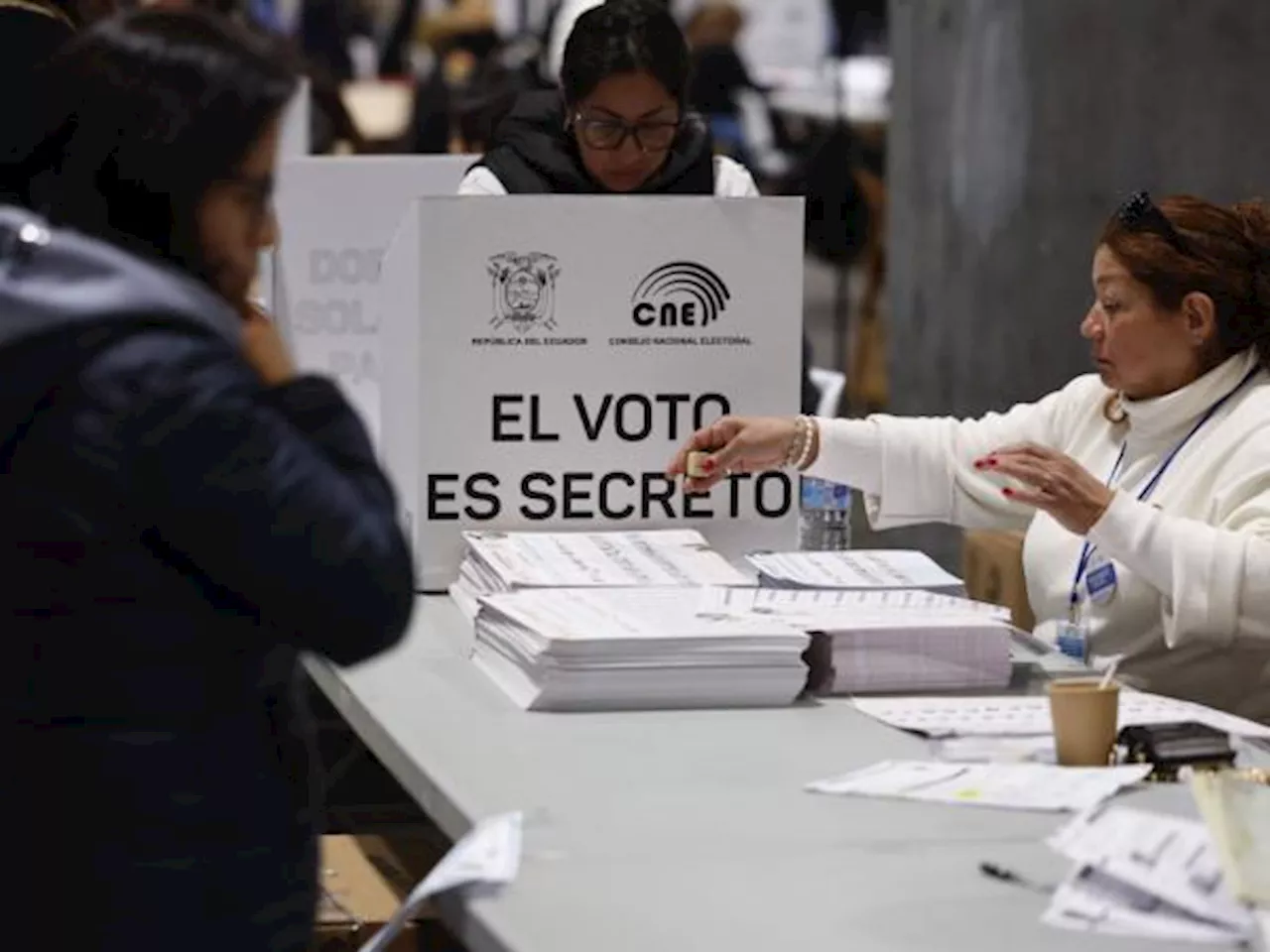 Ecuador decide: inicia votación para elecciones presidenciales y legislativas