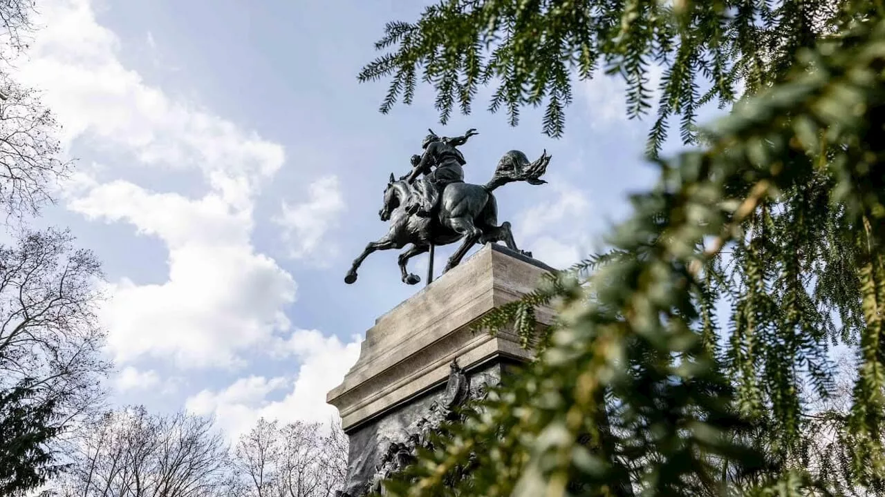 Torna a splendere, dopo il restyling, il monumento ad Anita Garibaldi al Gianicolo