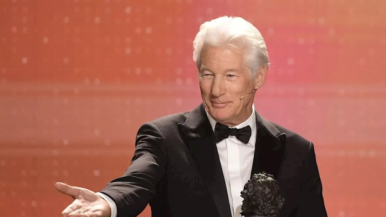 Richard Gere: Donald Trump is een pestkop en een boef