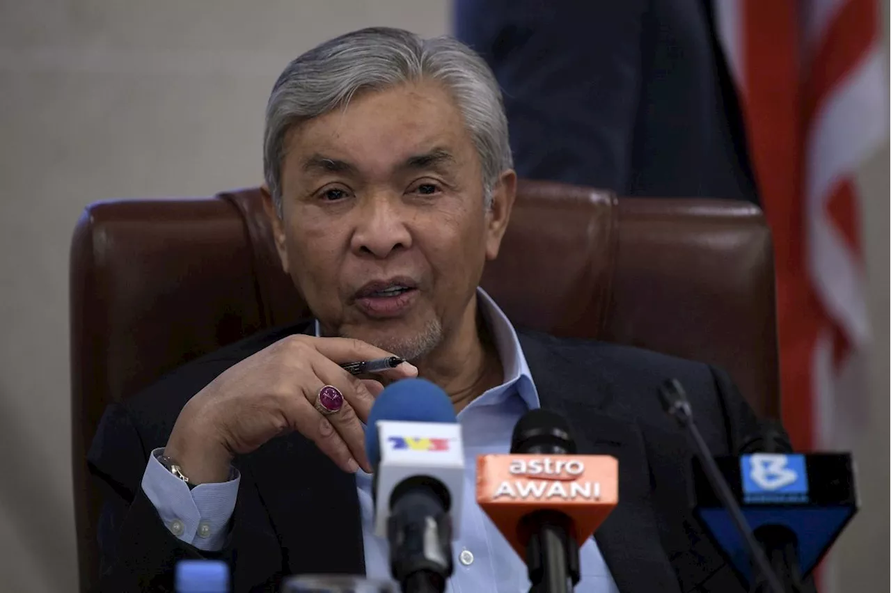 Stay vigilant even if flood situation improves, says Zahid