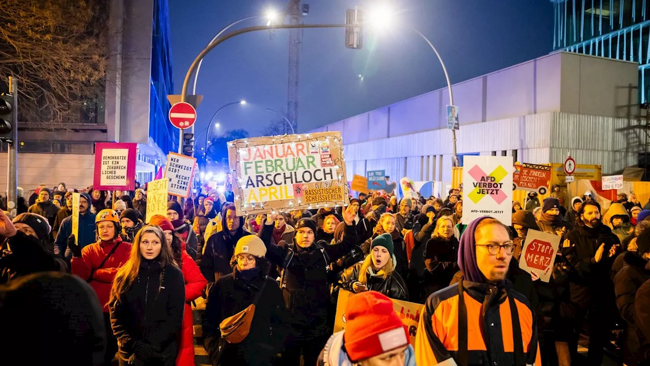 Proteste: Auch am Sonntag zahlreiche Demos gegen rechts