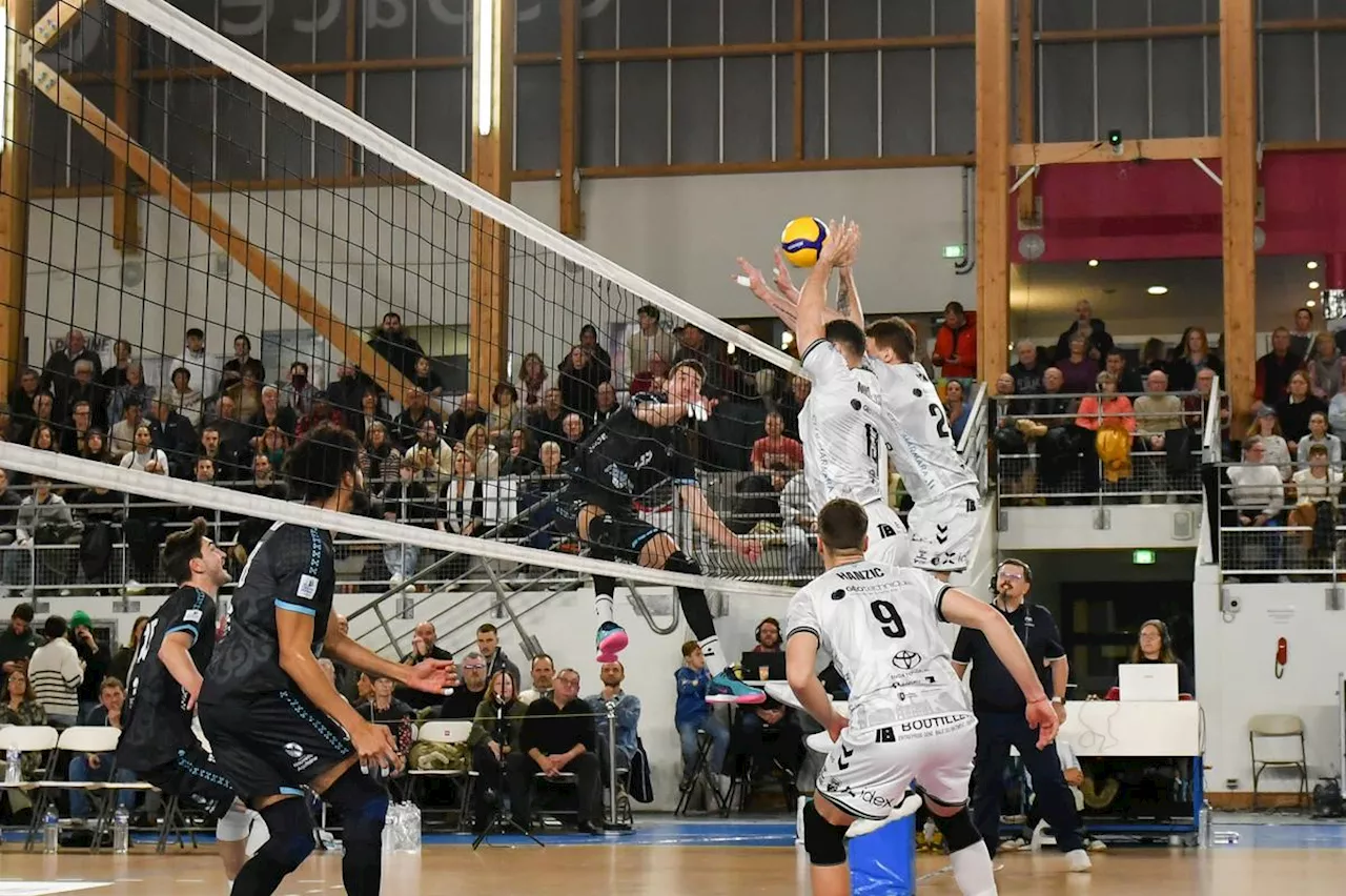 Volley-ball (Ligue B) : les Pirates royannais sont maintenant dans la cale, derniers après cette 12e défaite