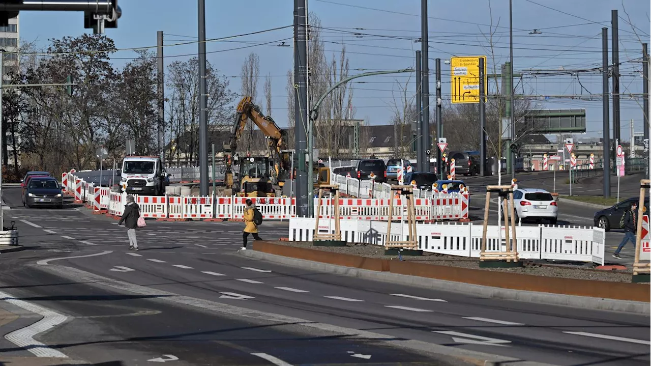 Verkehrsbelastung in Potsdam steigt: Baustellen und Ferien sorgen für Staus