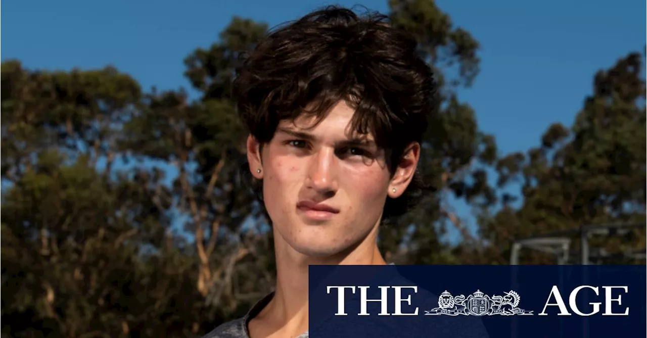 Australian Teen Cam Myers Shatters Indoor Mile Record Again