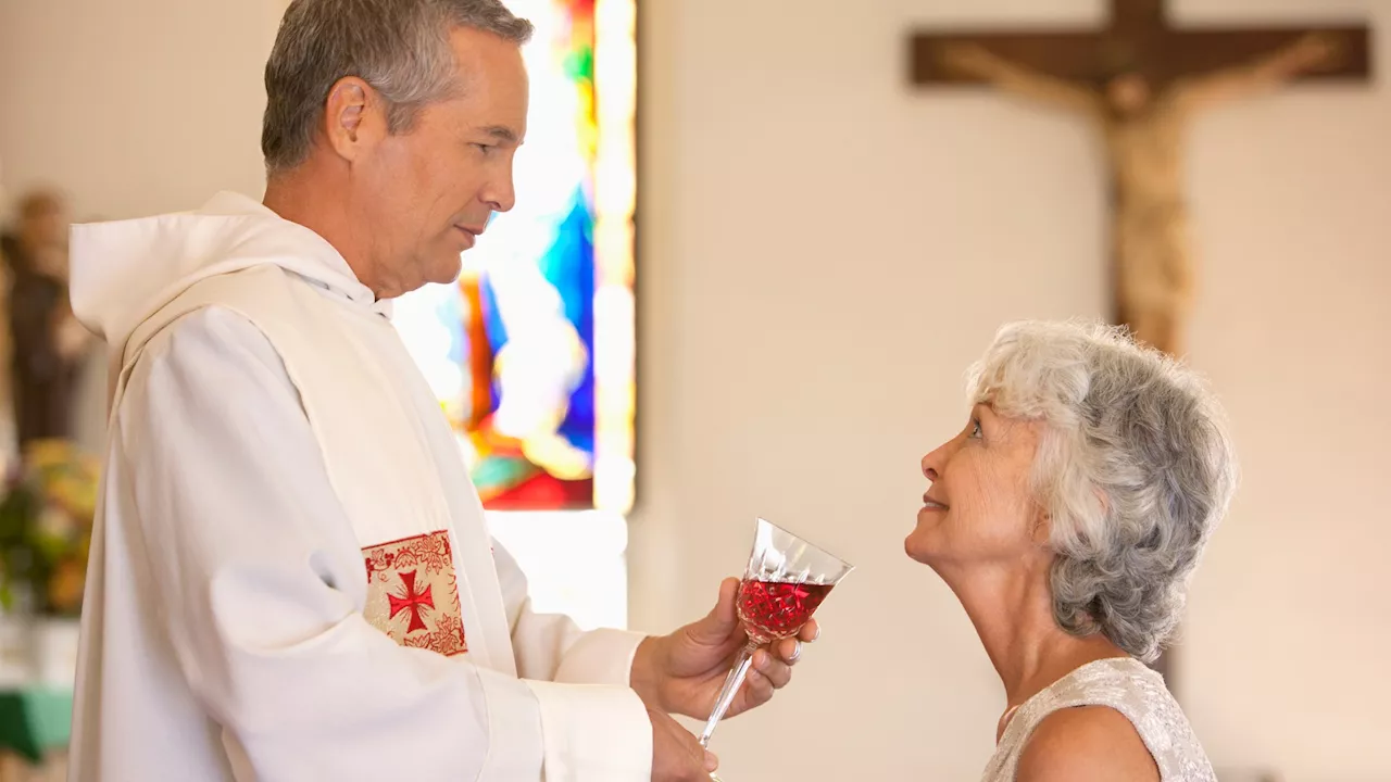 Church of England BANS non-alcoholic wine and gluten-free bread from Holy Communion...