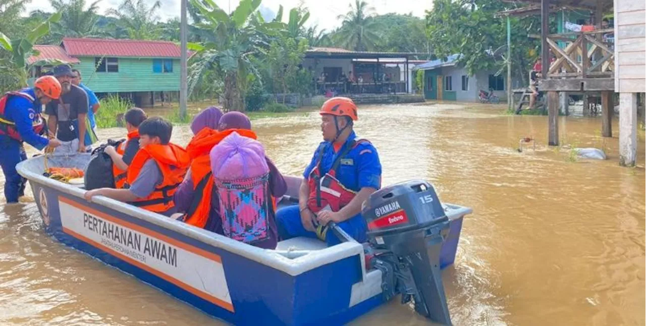 989 Flood Victims Still Sheltered in Sabah