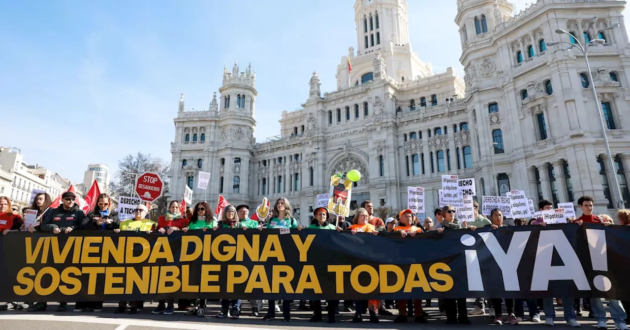 Miles marchan en Madrid para exigir soluciones a la crisis de vivienda