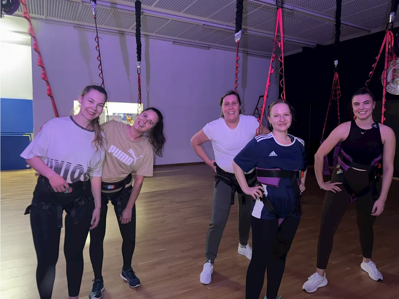 Bungee Dance: Tanz und Fitness im Schwebe