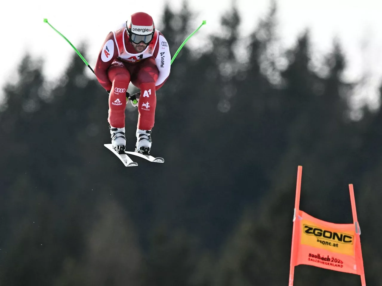 Von Allmen krönt sich zum Abfahrtkönig der Ski-WM