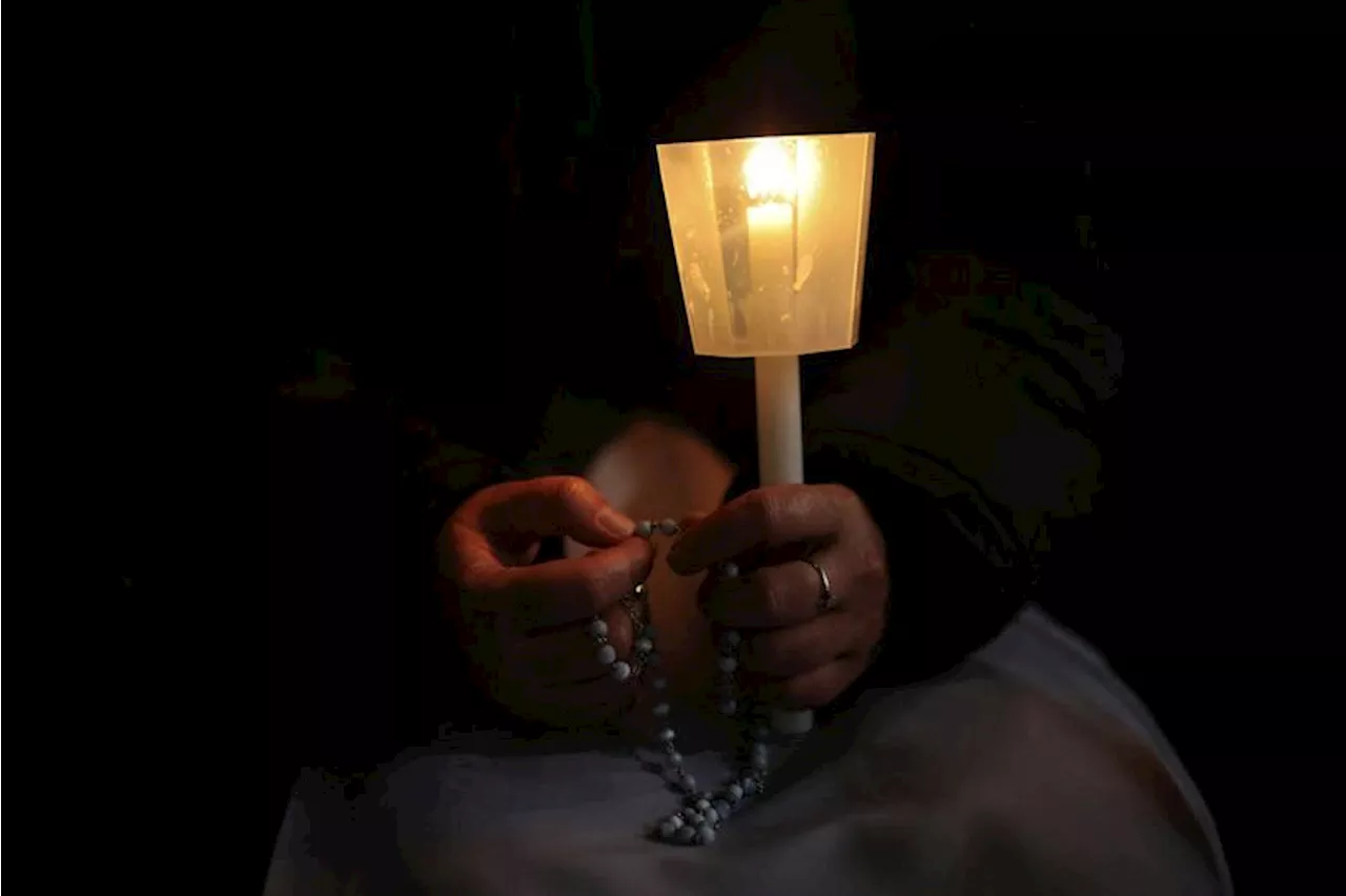 Pope Francis, after setback, had a peaceful night, Vatican says