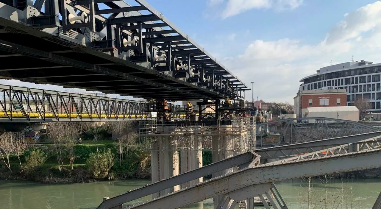 Ponte di Ferro Ostiense, quando riapre? Lunedì 17 marzo il via a bus e auto