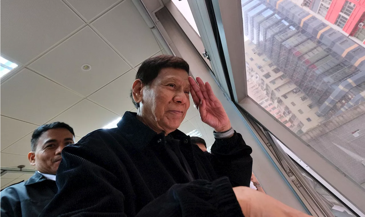 Duterte arrives in Manila from Hong Kong