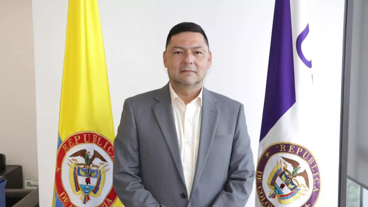 Se va otra ficha del Congreso en el Gobierno: pidieron la renuncia del director de la Uspec, Ludwing Valero