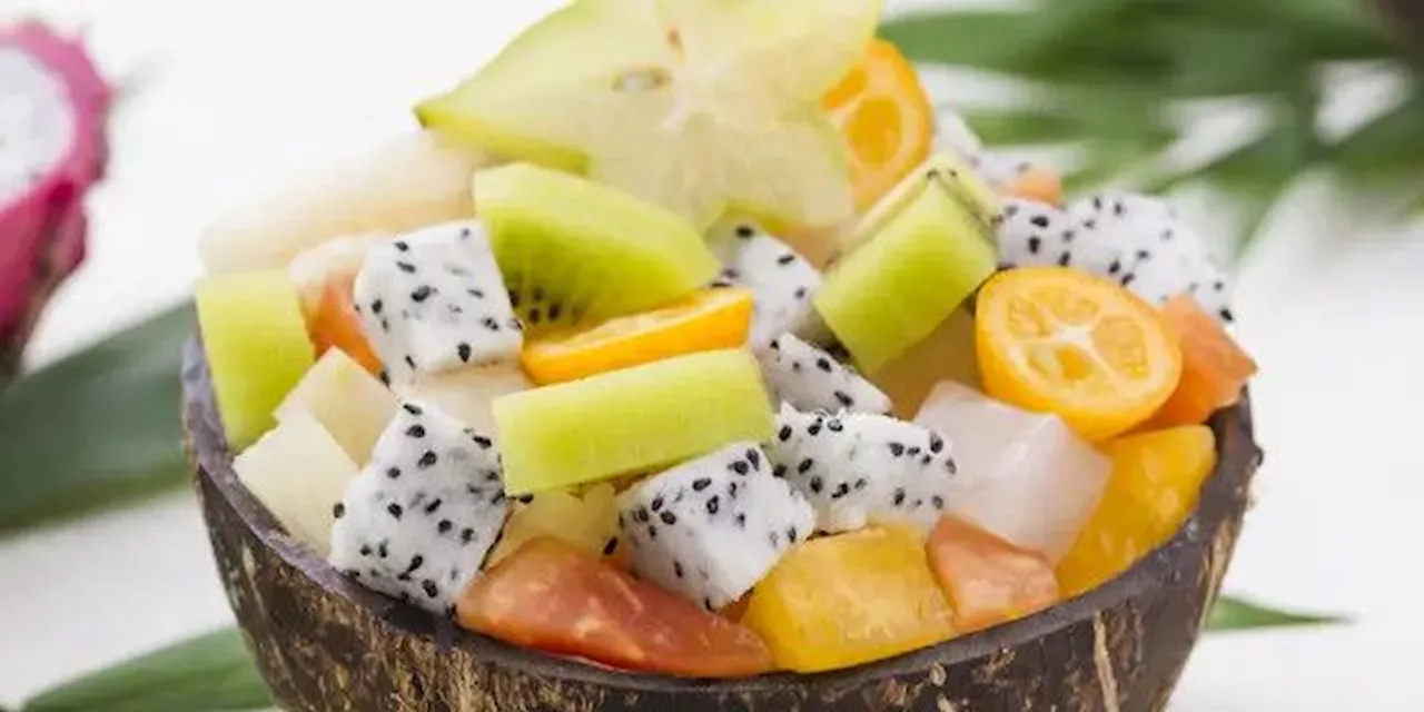 Cara Menyajikan Buah Segar Agar Tetap Dingin Selama Berjam-jam, Gak Perlu Es Batu!