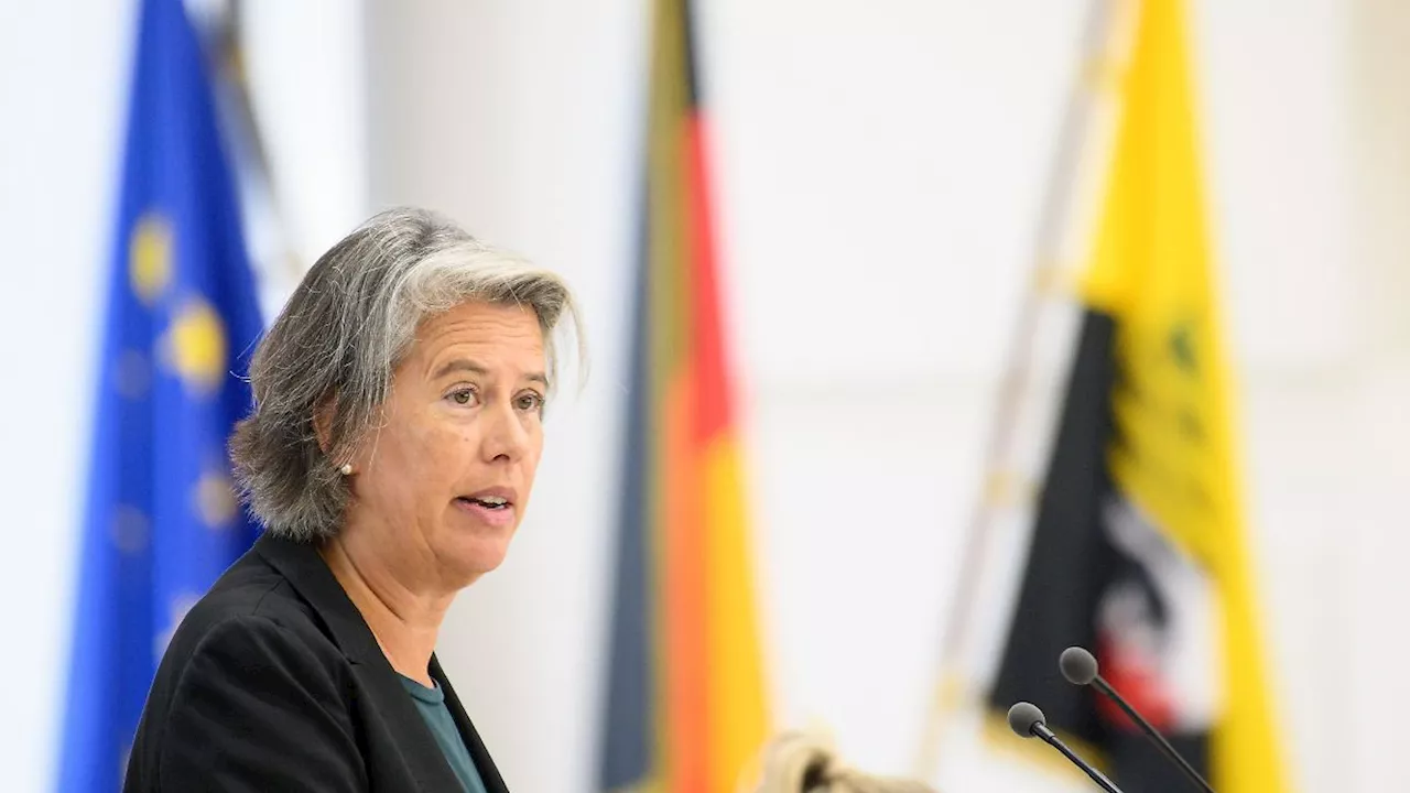 Sachsen-Anhalt: Ministerin würdigt Lebensretter nach dramatischem Autounfall
