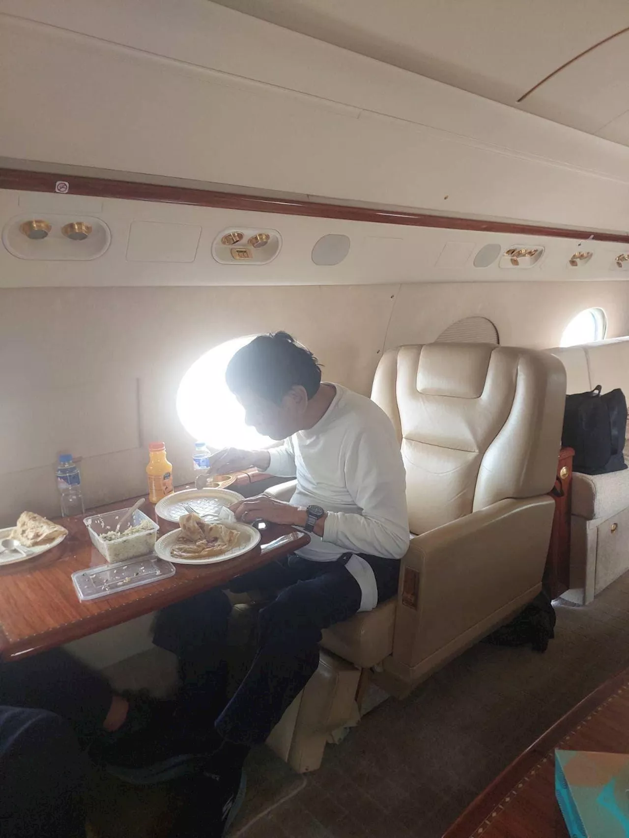 Duterte siblings fly to join dad