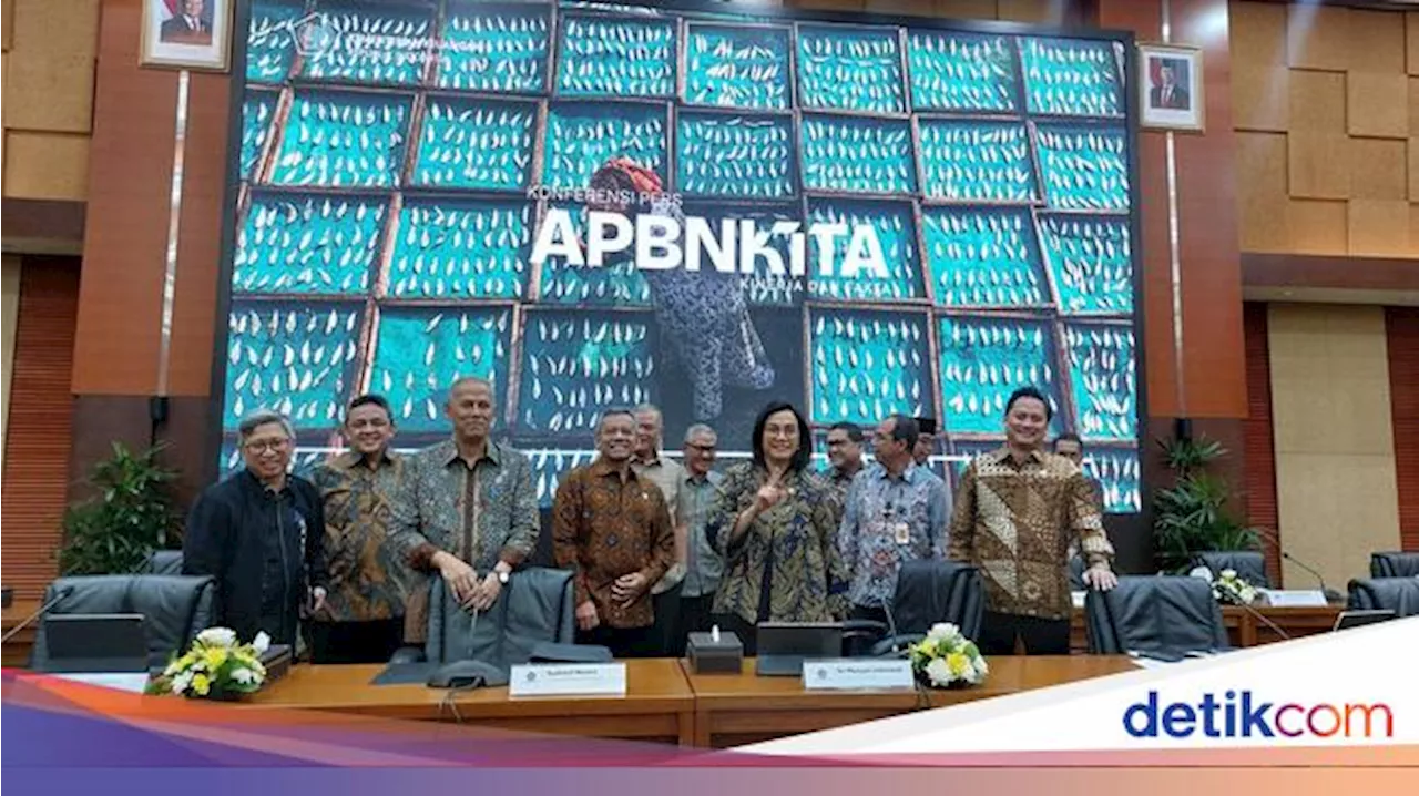 Sri Mulyani Beberkan Alasan Nilai Tukar Rupiah Tembus Rp 16.300