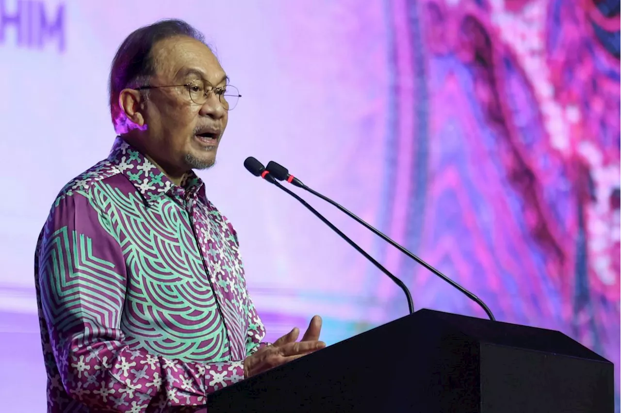 Adopt schools nationwide, says Anwar to corporate sector