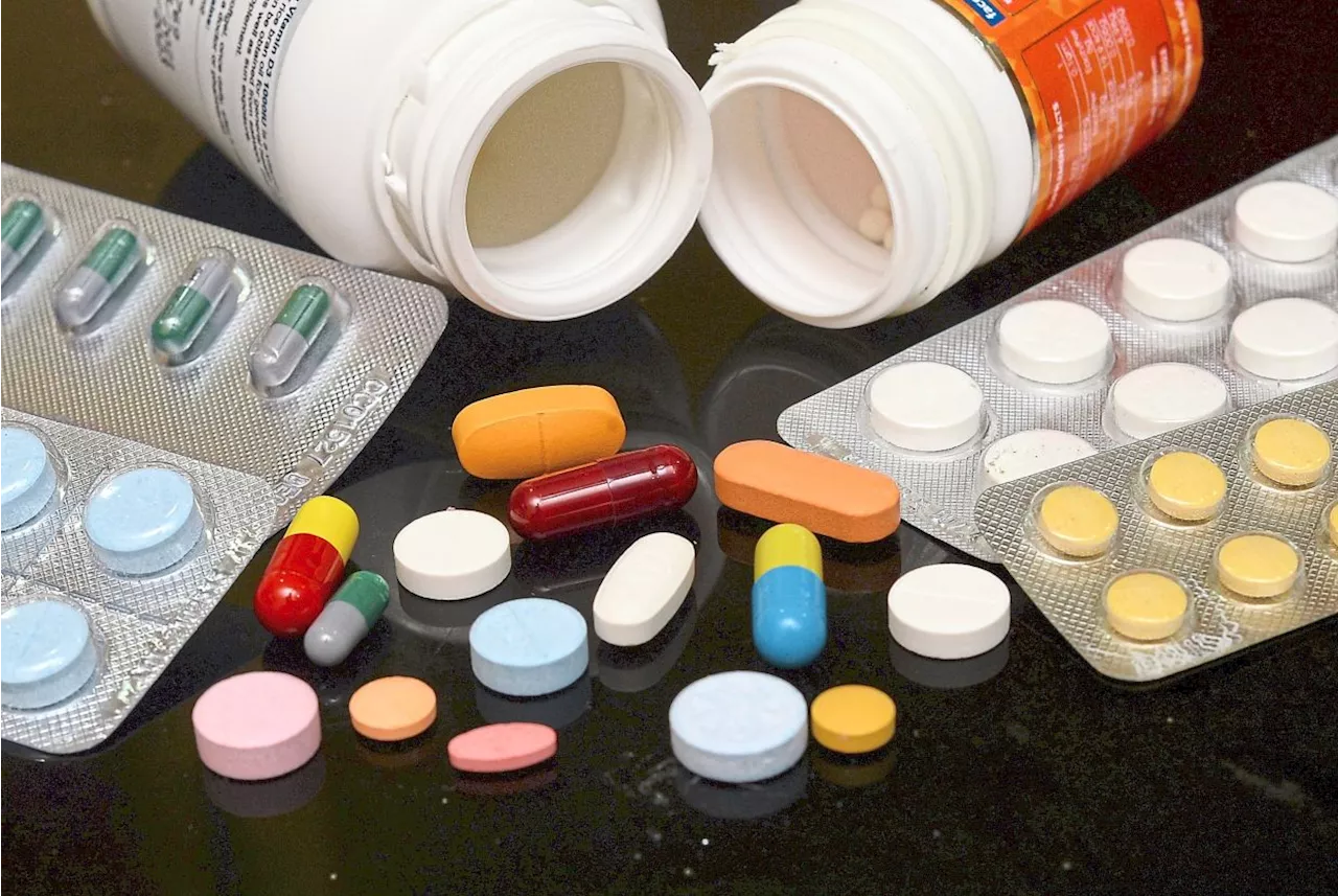‘Put off display of meds price’