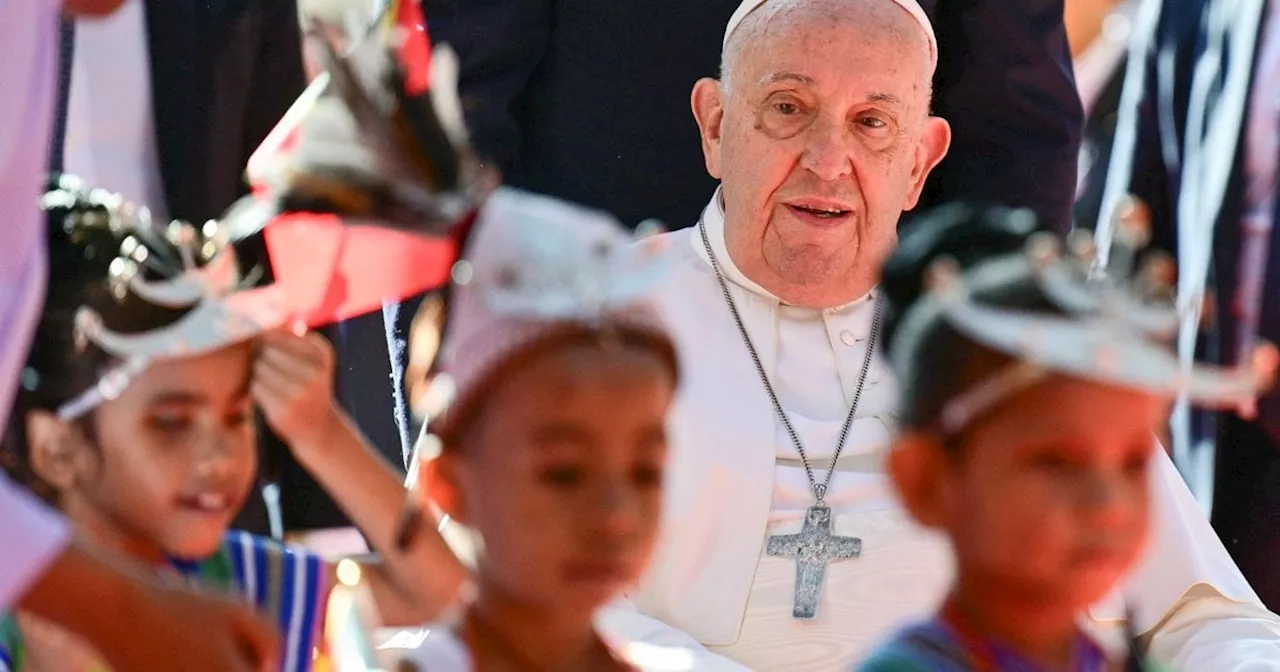 Pope Francis Thanks Well-Wishers as He Acknowledges 'Period of Trial'