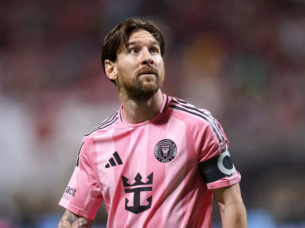 Lionel Messi tiene una pequeña lesión muscular y se encienden las alarmas en la Selección Argentina de cara a la doble fecha de Eliminatorias