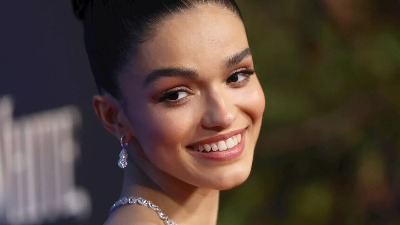 Disney's Snow White Remake: A Mixed Bag of Praise and Controversy