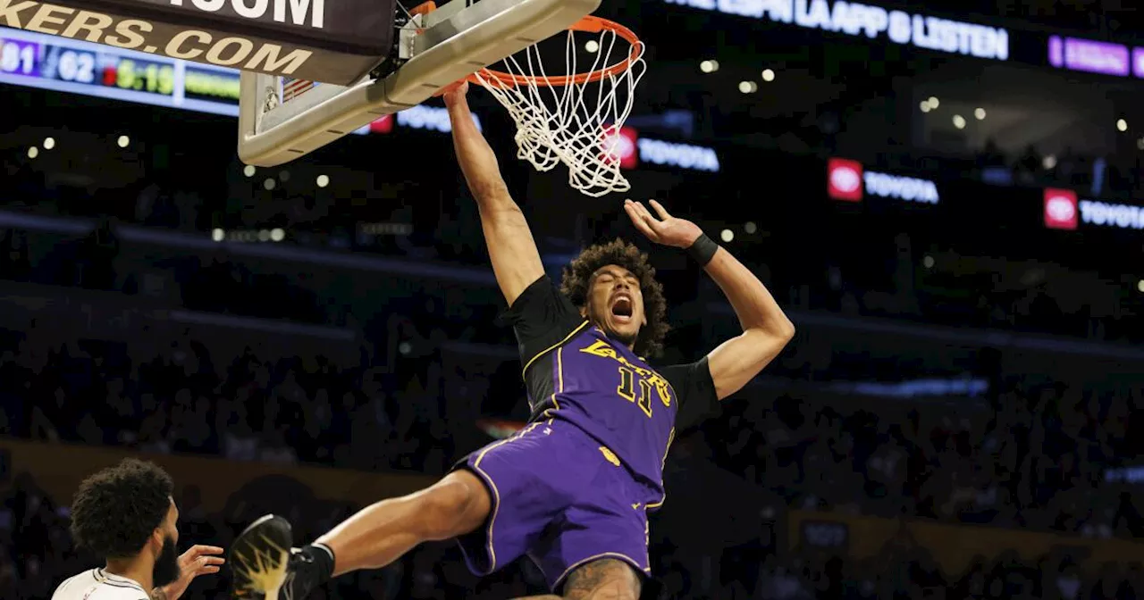 Lakers don't shy away from 'naked' opportunities in blowout win over Spurs