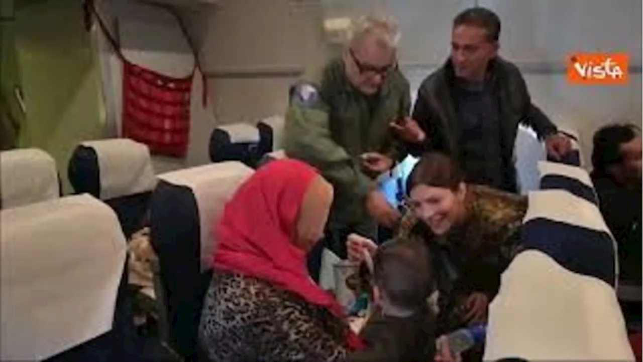 Aereo con bimbi palestinesi a Milano, Crosetto: Impegno per salvare vite e aiutare fragili prosegue