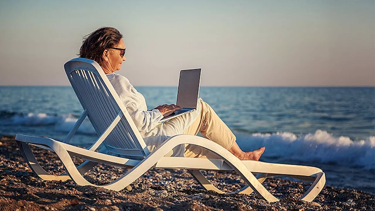 Off the Grid? Not Quite — Primary Care Docs Keep Checking In, Even on PTO