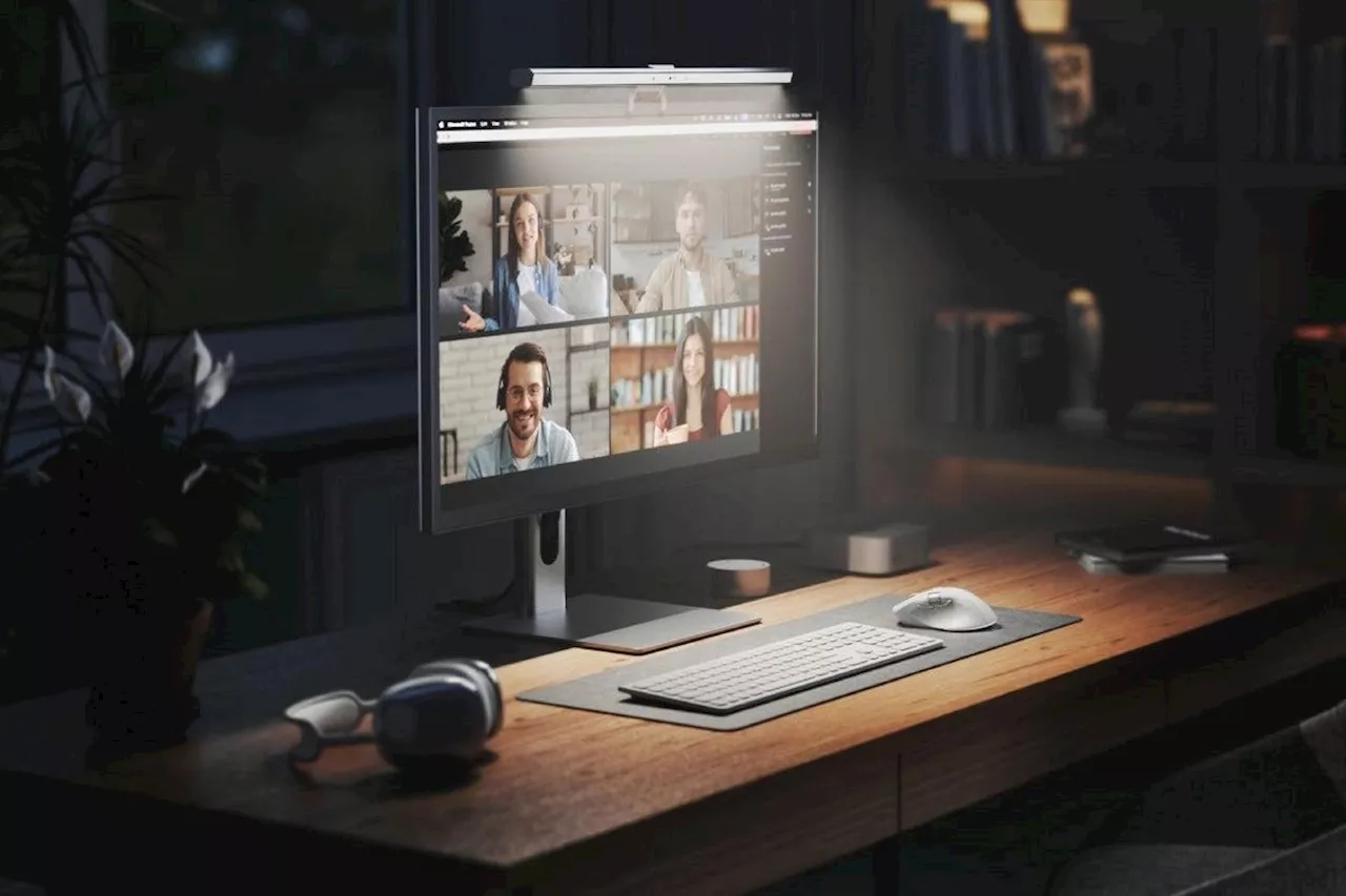 Alogic Illuminate Light Bar Combines Lighting and Webcam Functionality