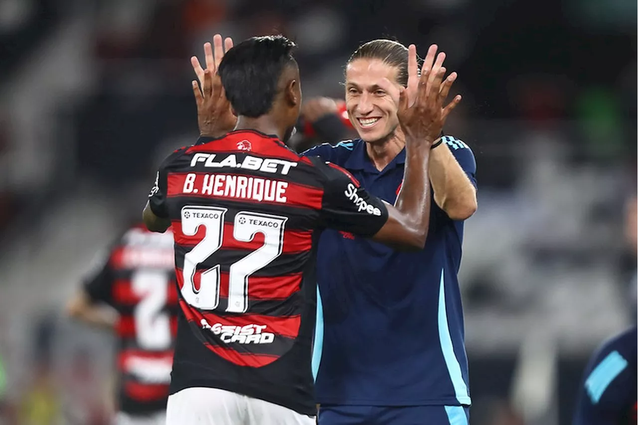 Flamengo vence Vasco em clássico carioca e se aproxima da final do Carioca