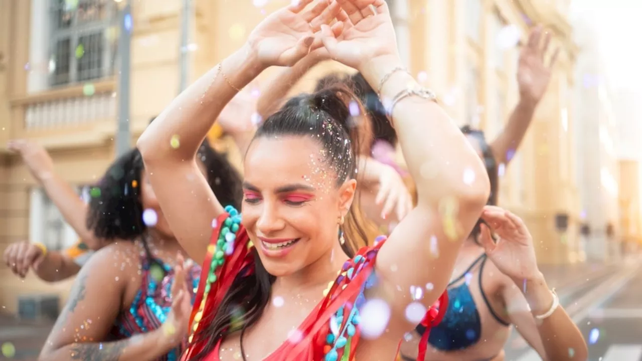 Musas do Carnaval investem em procedimentos estéticos para garantir performances impecáveis